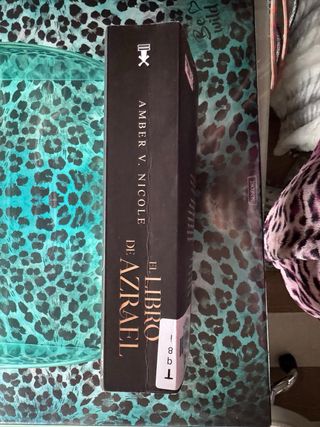 El libro de Azrael / The Book of Azrael (DIOSES...