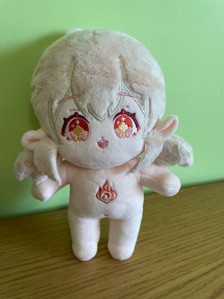 Peluche Klee Genshin impact + ropa