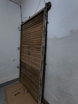 Portón madera trastero/parking