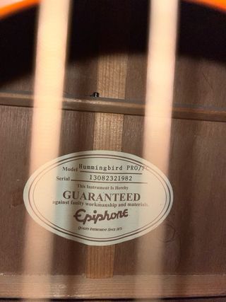 Guitarra acústica Epiphone Hummingbird + Funda
