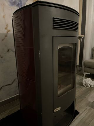 Stufa a pellet e legna 12 kW