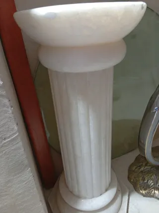 Columna decorativa mármol 67cm