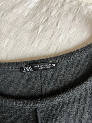 Vestido punto Zara gris corto