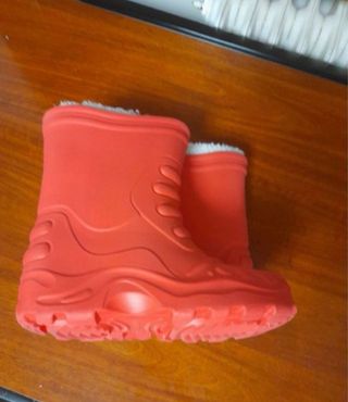 Botas de agua rojas con forro T34 Perfectas 12€