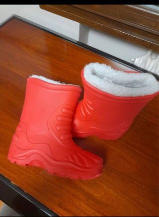 Botas de agua rojas con forro T34 Perfectas 12€