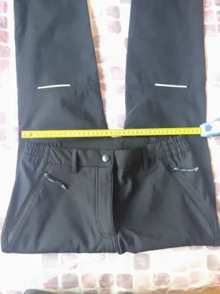Pantaloni da escursionismo da donna neri