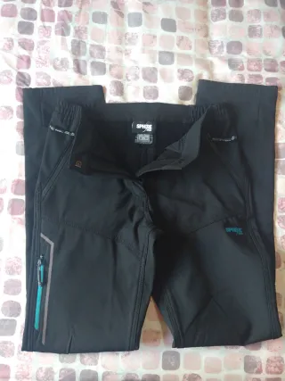 Pantaloni da escursionismo da donna neri