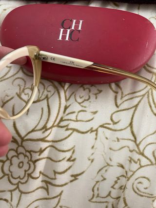 Gafas Carolina Herrera CH Beige y Rosa