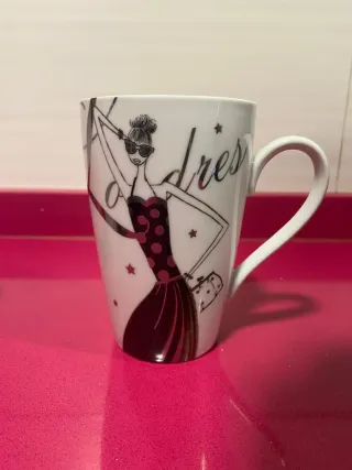 6 Tazas y 18 Platos de Postre