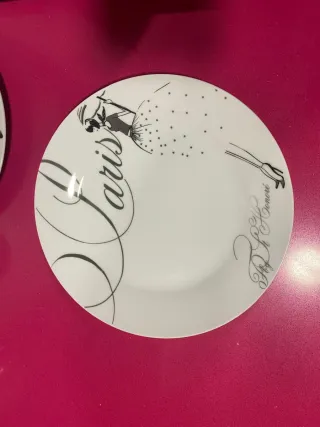 6 Tazas y 18 Platos de Postre