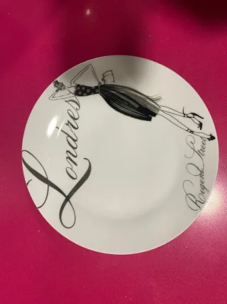 6 Tazas y 18 Platos de Postre