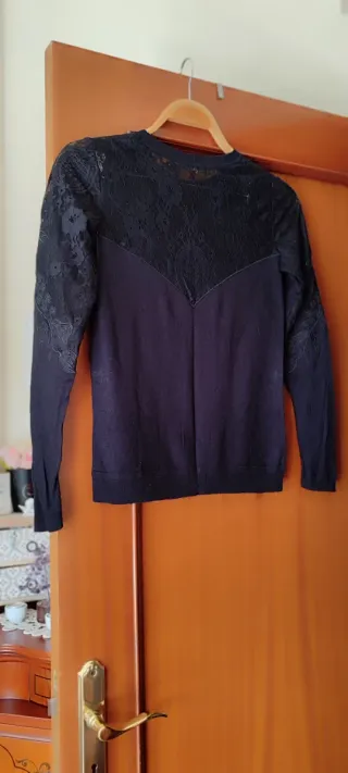 Blusa Maje Renda e Malha Tamanho 36