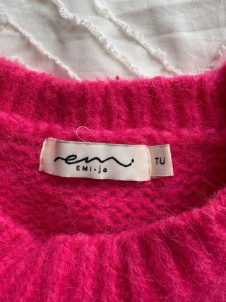 Jersey fucsia punto grueso botones joya