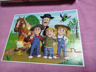 Juego educativo de La Granja de Zenón con puzzles