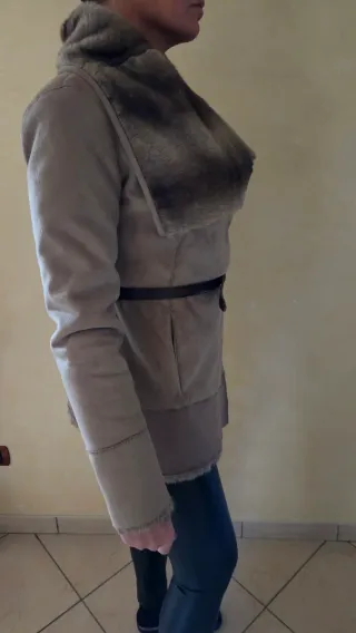 Montone con pelliccia beige/marrone