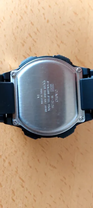 Reloj Casio Digital Plata y Negro