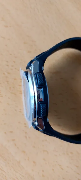 Reloj Casio Digital Plata y Negro