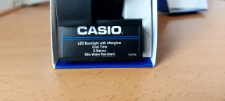 Reloj Casio Digital Plata y Negro