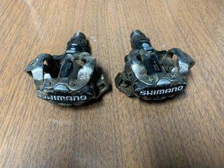 Pedales automáticos Shimano