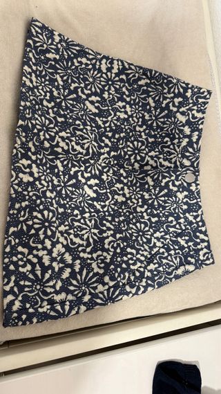 Falda corta estampada