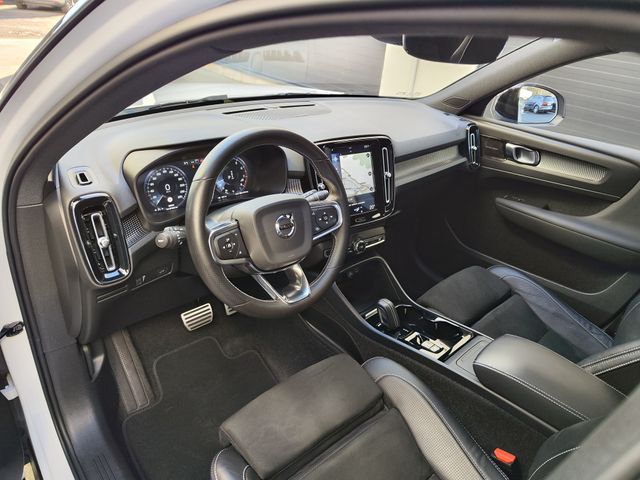 Volvo XC40 RDESIGN AUTO T3 163 CV