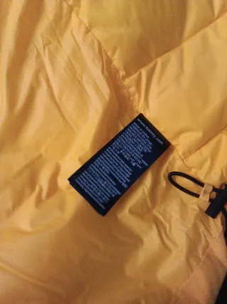 Chaleco Tommy Hilfiger Amarillo con Capucha