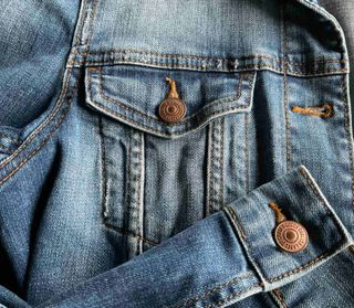 cazadora vaquera corta H&M