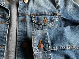 cazadora vaquera corta H&M