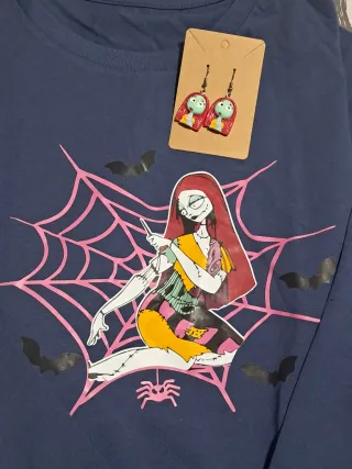 Camiseta y pendientes Sally Pesadilla antes de Nav