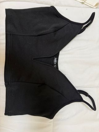 Top corto SHEIN negro