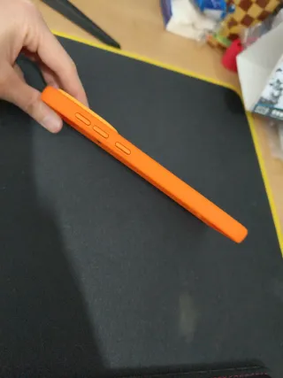 Funda Móvil Naranja OPPO Find X9