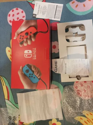 Caja Nintendo Switch completa