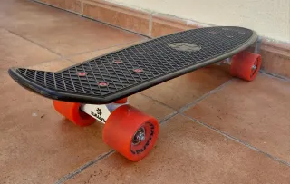 Patinete Oxelo y Skate Tuana