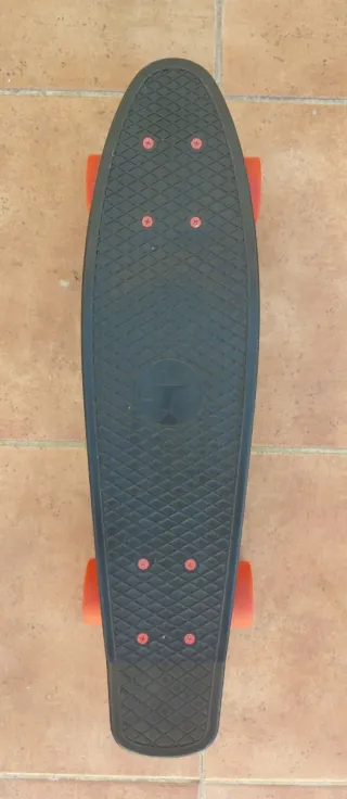 Patinete Oxelo y Skate Tuana