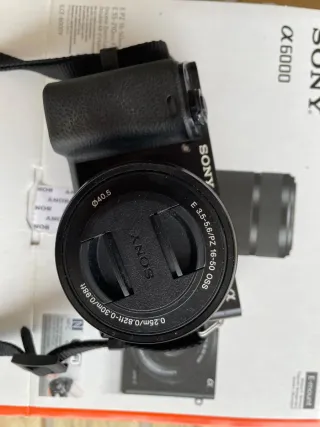Sony Alpha a6000 Cámara + Lente