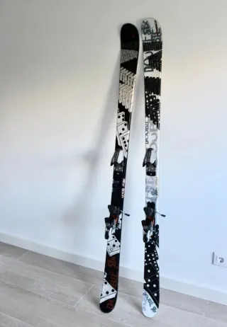 Esquís Freestyle Nordica Double Six