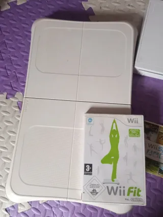 Consola Nintendo Wii Blanca + Wii Fit +wii sport