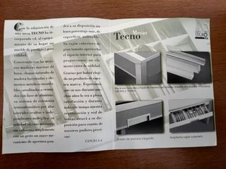 Mesa de cocina con 4 sillas