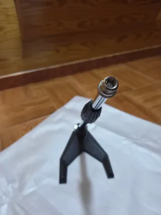 VENDO SOPORTE DE SOBREMESA PARA MICROFONO