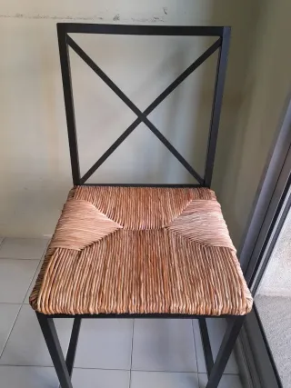 Mesa comedor extensible Ikea y ocho  sillas Ikea