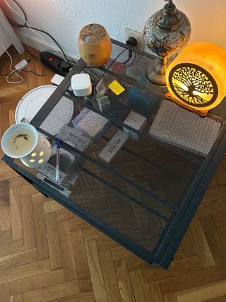 Mesa auxiliar metal negra