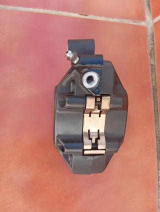 Pinza Freno Delantera Harley Davidson Fat Boy