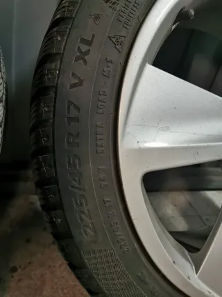 Llantas 17 neumáticos invierno, Seat León,Golf...
