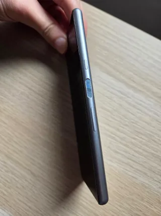 Sony Xperia 10 - problema LCD