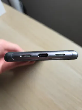 Sony Xperia 10 - problema LCD