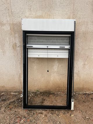 3 ventanas aluminio negras