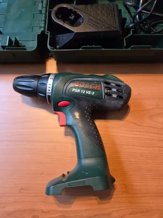 Taladro Bosch PSR 12 VE-2 con maletín