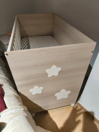 Cuna de bebé blanca. Precio negociable