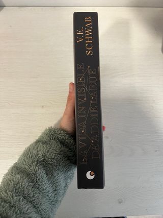 La vida invisible de Addie LaRue (Spanish Edition)