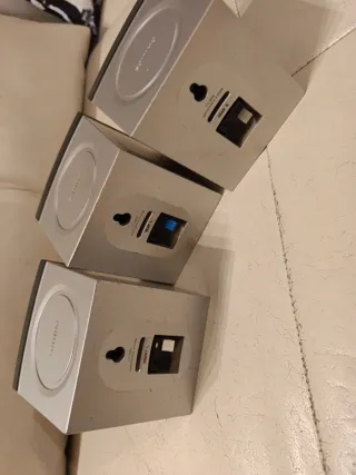 Altavoces Philips Satélite Cine en Casa